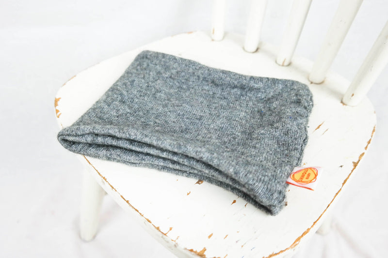 Loop for babies and children made of upcycled silk &amp; cashmere in grey