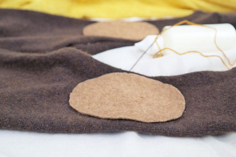 1 Paar Wollwalk Flicken Patches Upcycling-Wolle zum Wollkleidung reparieren in Hellbraun Karamell Oval-Form