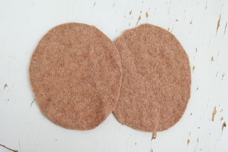 1 Paar Wollwalk Flicken Patches Upcycling-Wolle zum Wollkleidung reparieren in Hellbraun Karamell Oval-Form