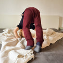 Splitpants für Kleinkinder 98/104 zum Windelfrei Abhalten und Trocken werden aus 100 % Upcycling-Wolle in Weinrot - Jawoll Baby