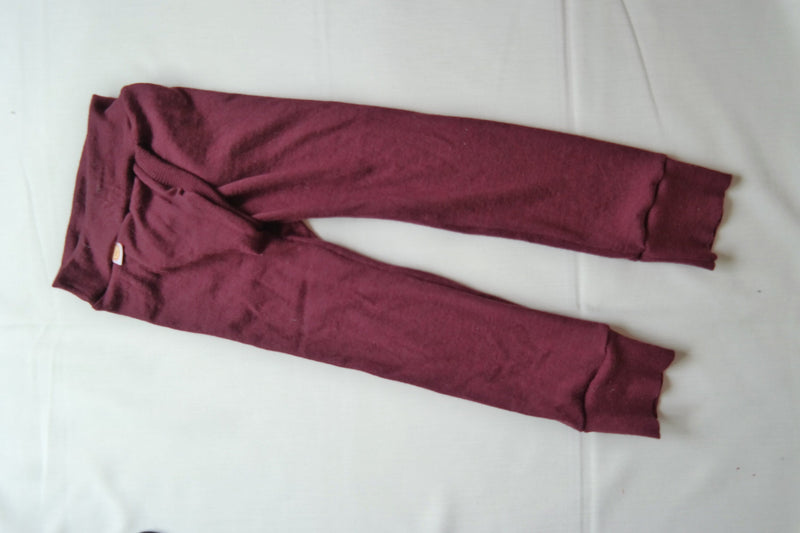 Splitpants for toddlers 98/104 for diaper-free holding and drying made from 100% upcycled wool in wine red