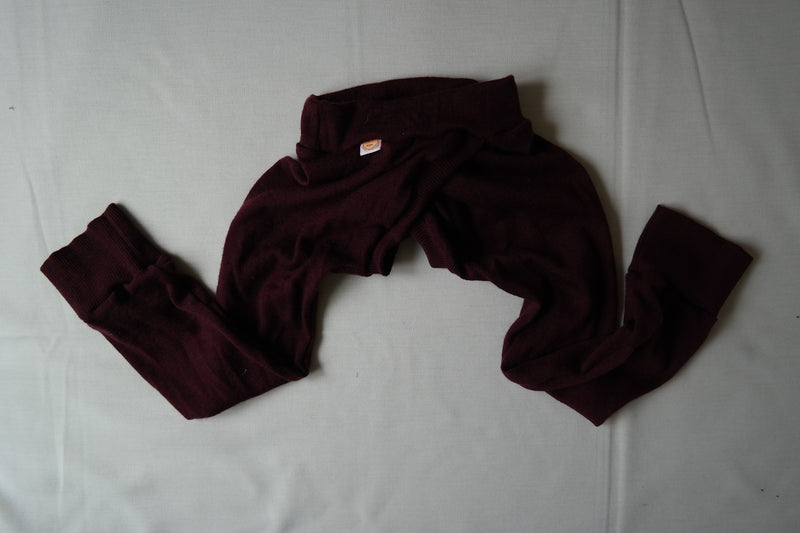 Splitpants for toddlers 98/104 for diaper-free holding and drying made from 100% upcycled wool in wine red