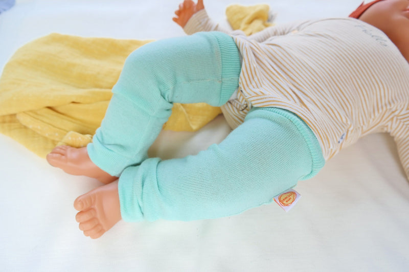 Tragestulpen Beinstulpen Babylegs in Mint Upcycling aus Wolle natürlicher Sonnenschutz im Sommer für Babys 0-6 M in der Trage