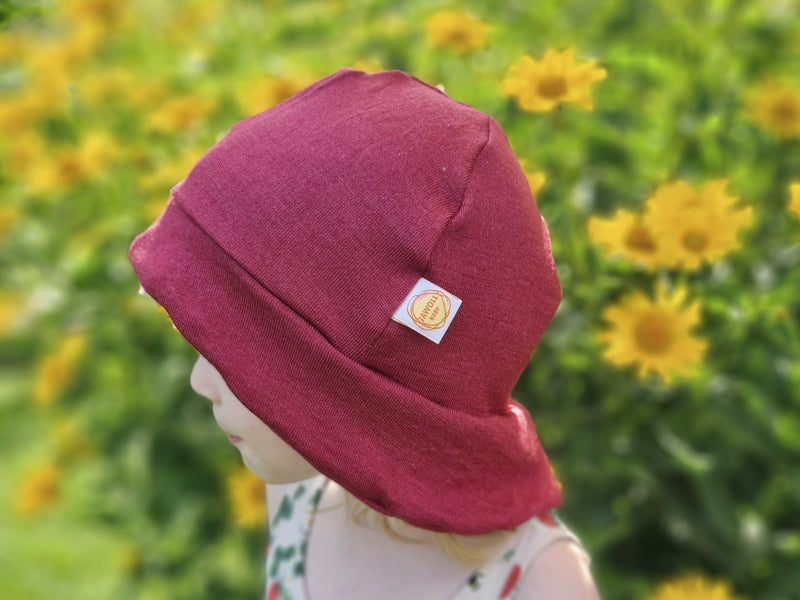 Sun hat baby KU 42-45 with neck protection made of 100% upcycled wool in raspberry red