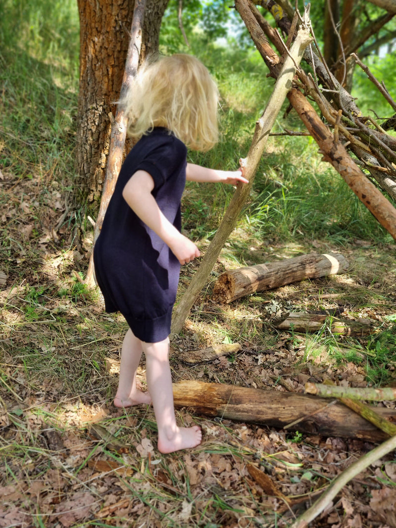 Unisex dress long shirt 98/104 made of 100% upcycled wool in royal blue