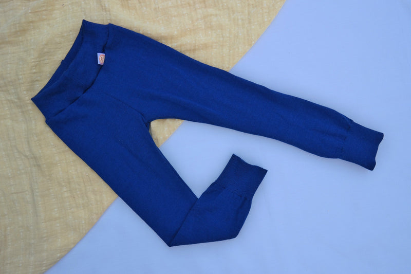 Leggings Kleinkinder 98/104 aus 100% Upcycling Wolle in Kornblumenblau