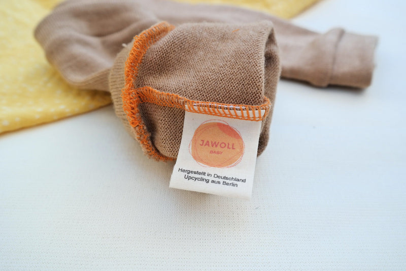 Tragestulpen Beinstulpen Babylegs in Beige Upcycling aus Wolle natürlicher Sonnenschutz im Sommer für Kleinkinder in der Trage