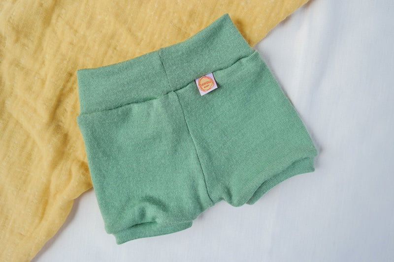 Shorts for babies 62/68 made from 100% upcycled wool in pistachio green