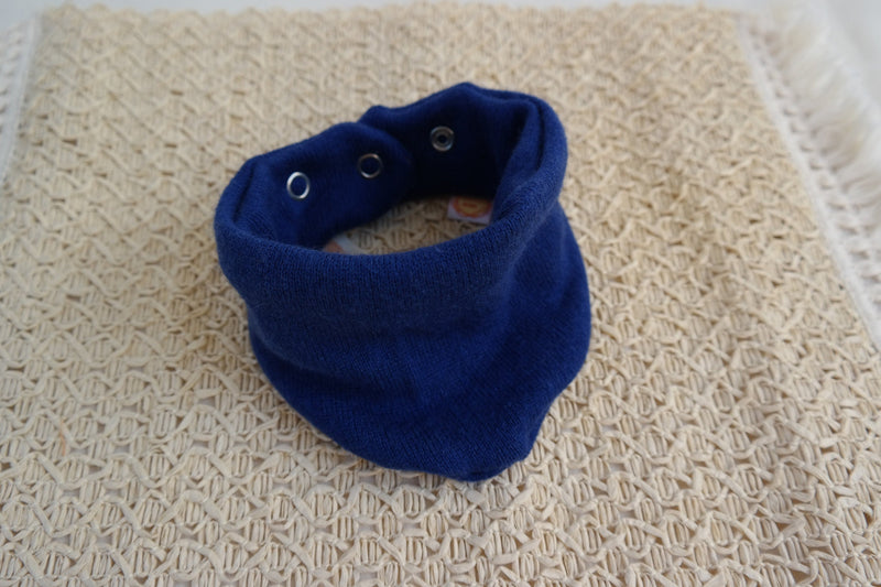 Triangle scarf for babies made of upcycled silk &amp; cashmere in royal blue