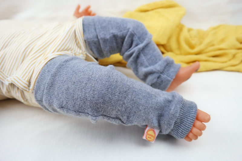 Leg warmers for babies and toddlers made from upcycled cashmere in light grey