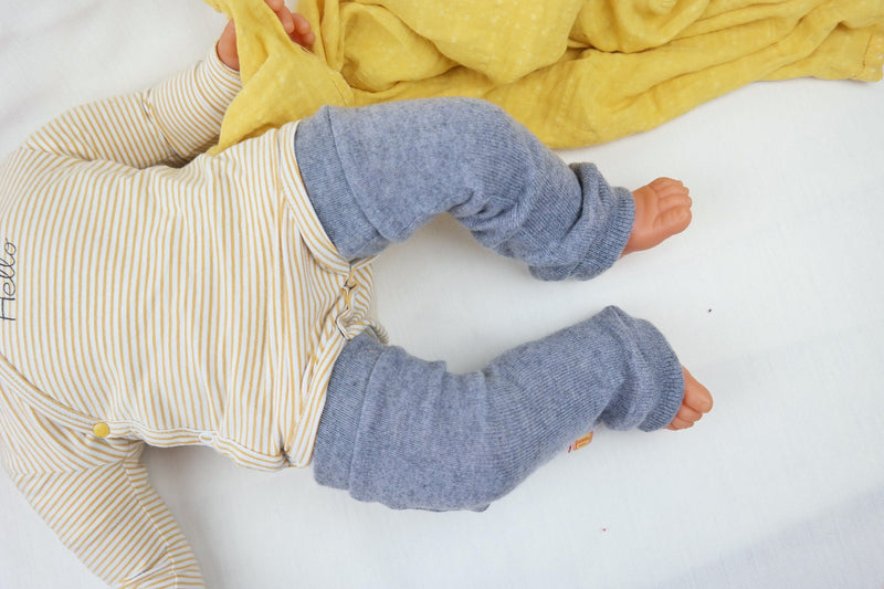 Leg warmers for babies and toddlers made from upcycled cashmere in light grey