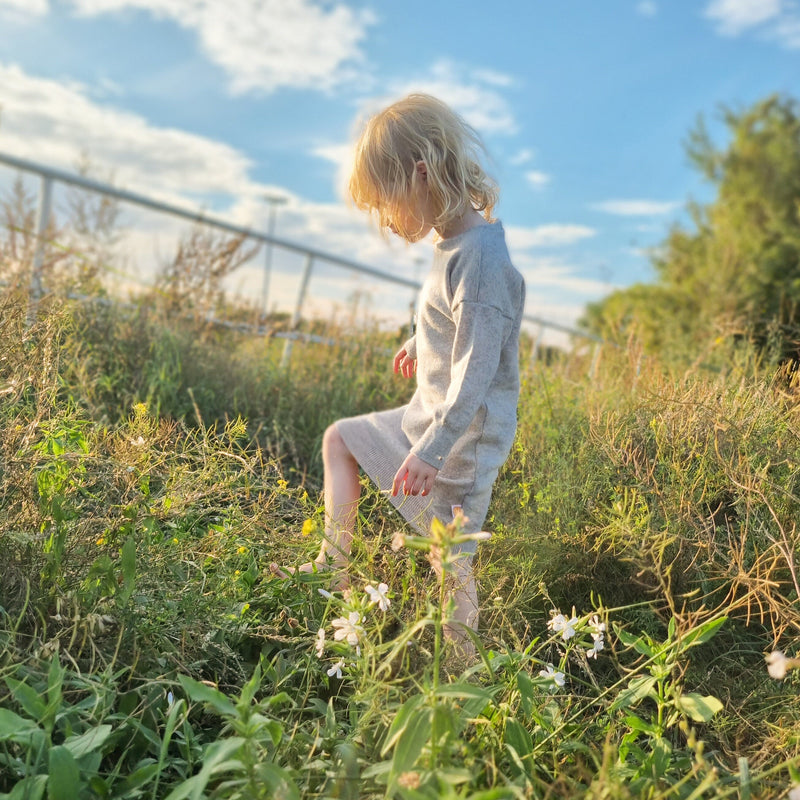 Unisex long-sleeved dress for babies and toddlers made from upcycled wool or cashmere in the color of your choice