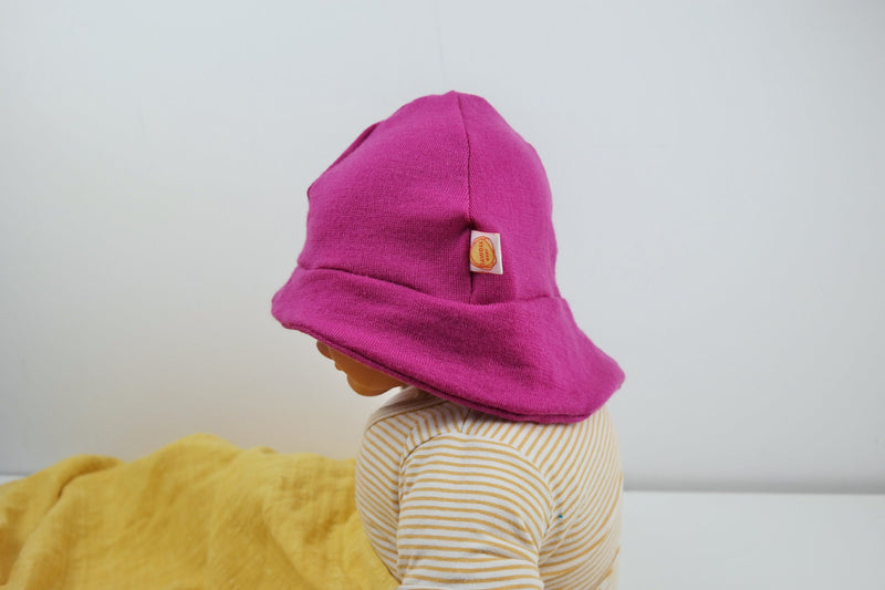 Sun hat baby toddler KU 42-45 with neck protection made of 100% upcycled wool in pink