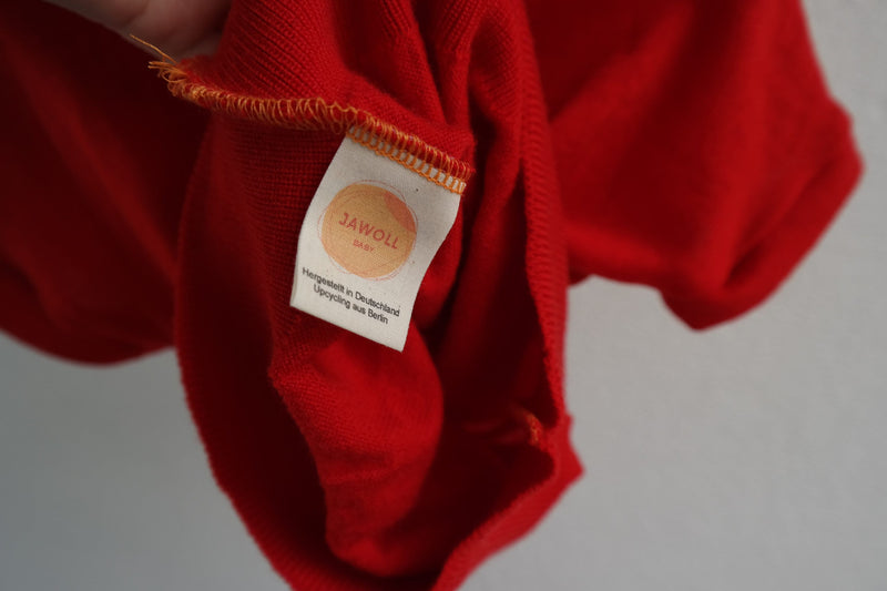 T-Shirt für Babys 86/92 aus leichter Upcycling Wolle in Rot