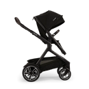 Nuna DEMI next Buggy mit vorwärts- und rückwärtsgerichteten Sportsitz