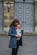 LAURA. Veganer Umstands- und Trageparka - in Himmelblau