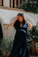 Stillfreundliches Wicklekleid für schwangere Hochzeitsgäste von vorne