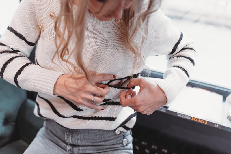 Stillen. Essentials. Merinowolle. Lockerer. Stillpullover. MARINE - -9•BORROUGHS