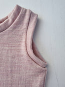 Oberteil Tanktop Pullunder Unterhemd 74/80 aus 100% Upcycling-Wolle in Zartrosa