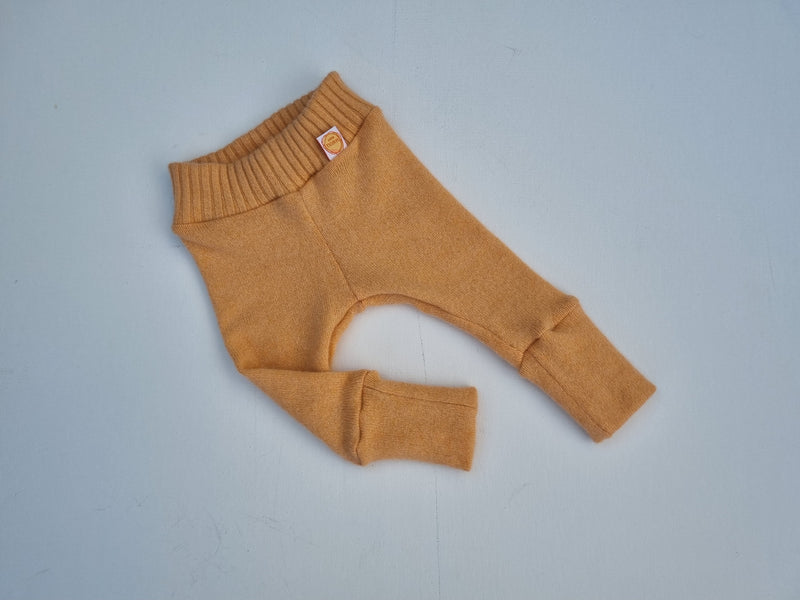 Growing pants for babies 50/56 made from upcycled cashmere in peach-orange