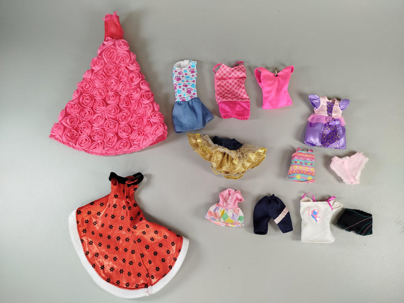 Mattel Puppen mit Zubehör – Set von 6, Haustiere & Roller