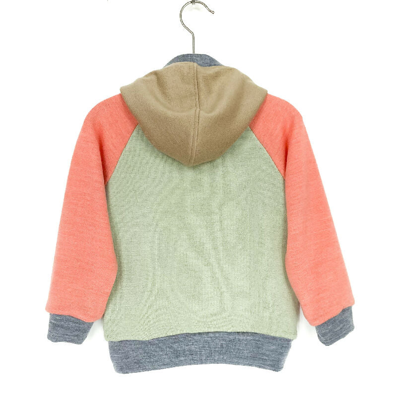 kronjuwel Kapuzenpullover 98/104 aus 100% Merinowolle salbeigrün lachsorange Upcycling