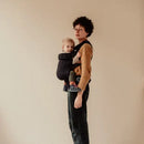 Artipoppe Zeitgeist Babytrage – Premium-Tragetuch | Ergonomisch, 3‑Positionen & Größe „One‑Size