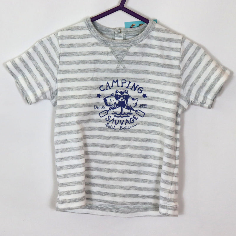 T-Shirt - Petit Bateau - 86 - grau/weiß - Schrift - Boy - sehr guter Zustand