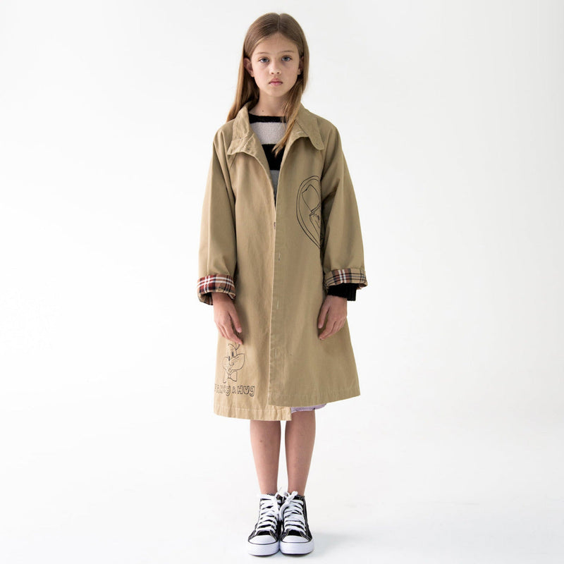 Oversized trench with print in the color "Caramel" by Wander &amp; Wonder