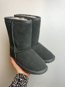 Winter boots - shoe 35 - emu australia