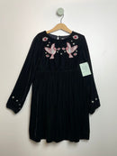 Dress velvet with embroidery - 134 -