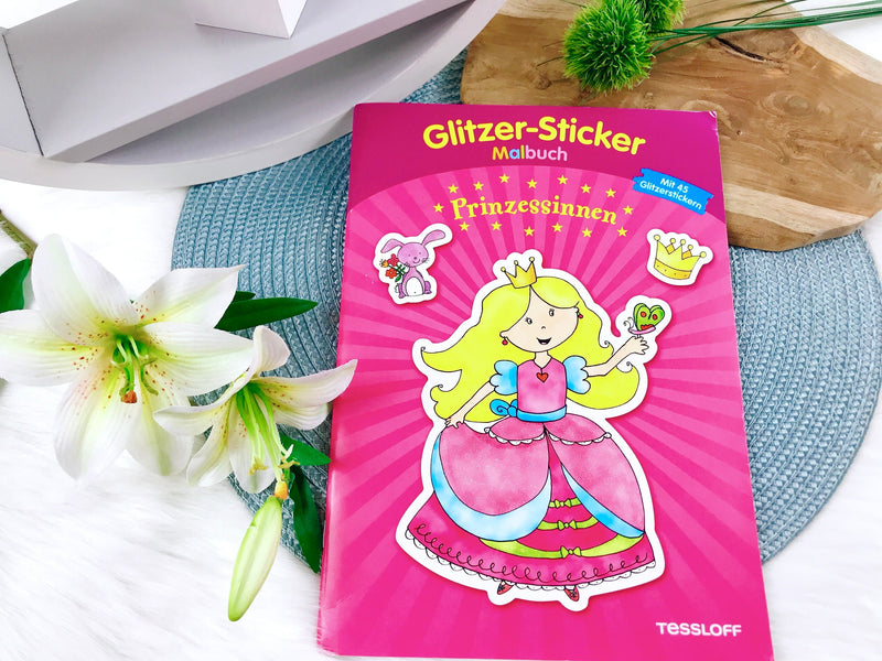 Malbuch „Glitzer-Sticker Malbuch. Prinzessinnen“