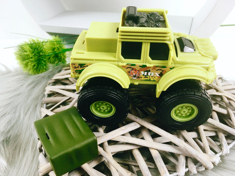 Matchbox Rev Rigs Jungle Truck W8756, Rare!! Collectible!!