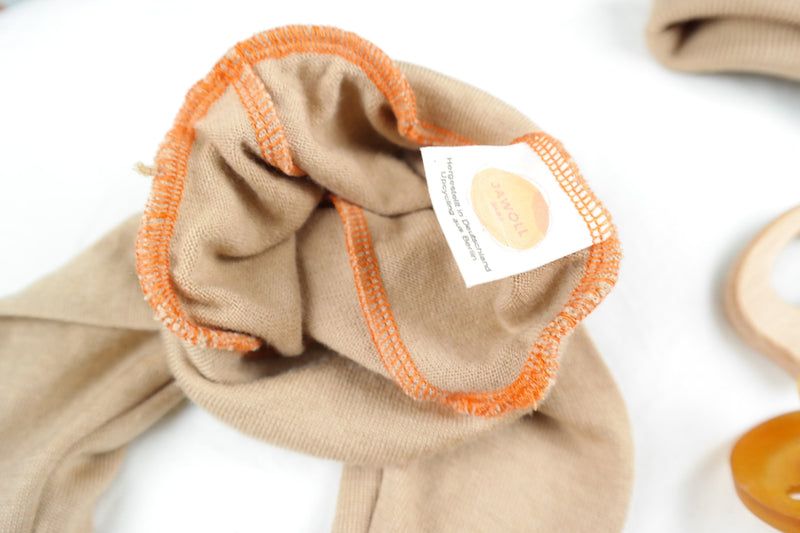 Jawoll Baby Wollkleidung Baby-Set aus Hose und Mütze für Neugeborene 50/56 aus 100 % Upcycling Wolle in Sand Beige