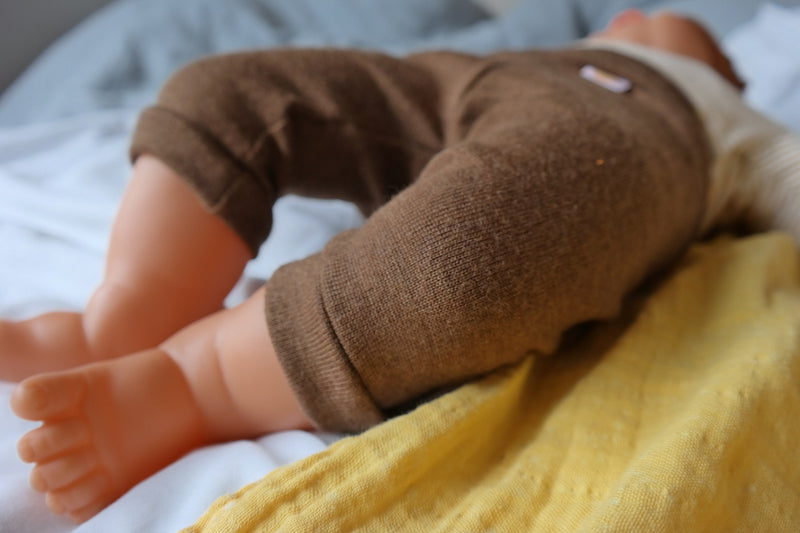 Jawoll Baby Sommerhose Knickerbocker für Babys aus Upcycling Wolle Größe 62/68 in Braun