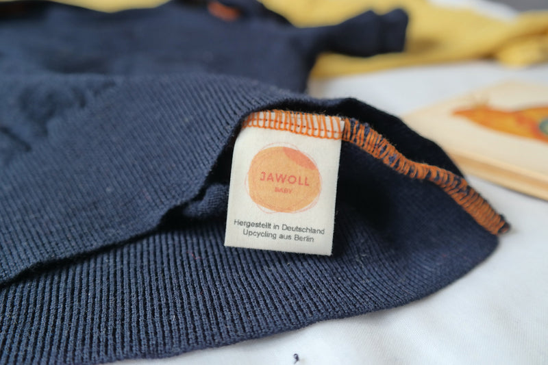 Jawoll Baby T-Shirt 98/104 aus 100 % Upcycling Wolle in Dunkelblau